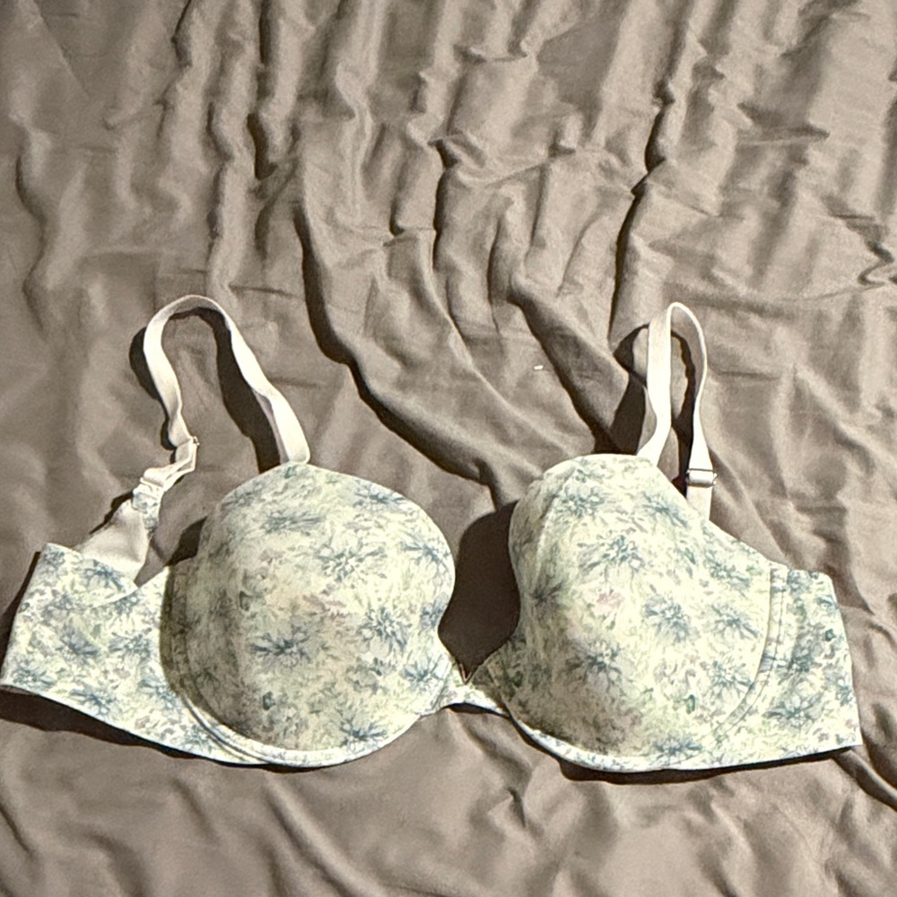 Victoria Secret Floral Print Underwire Bra